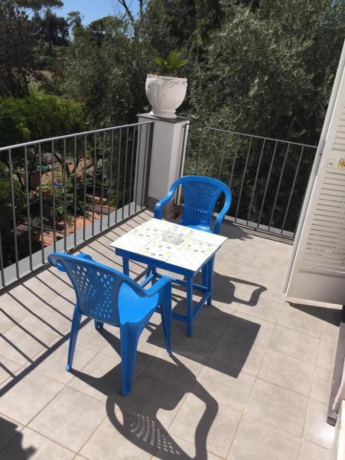 B&B Casa Maria Vittoria Torre del Greco Bagian luar foto