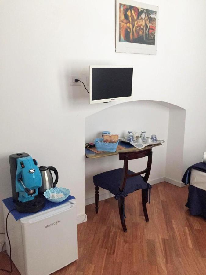 B&B Casa Maria Vittoria Torre del Greco Bagian luar foto