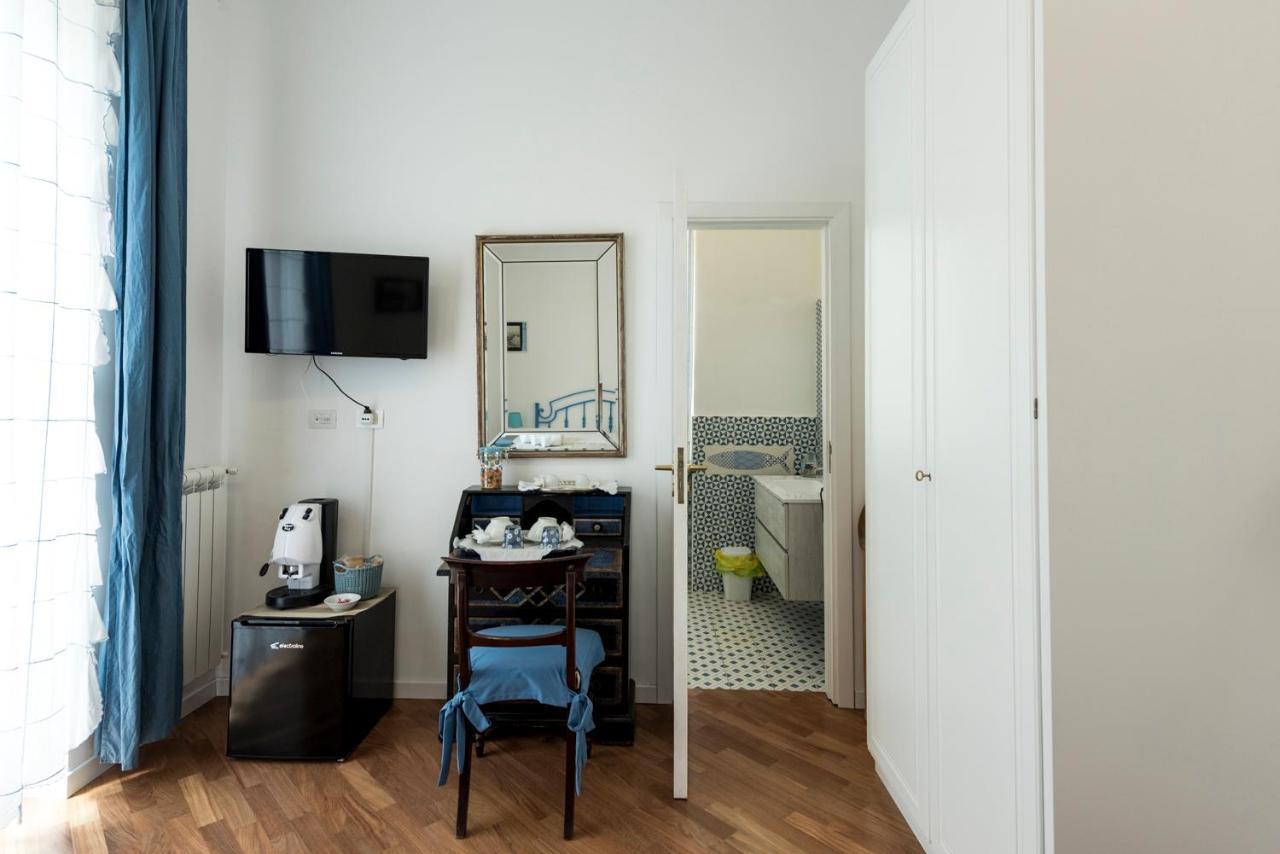 B&B Casa Maria Vittoria Torre del Greco Bagian luar foto